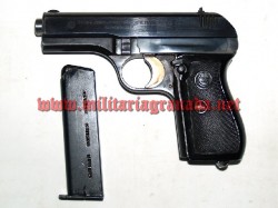 PISTOLA CZ 27 CON MÁS DE UN 25 % DE DESCUENTO